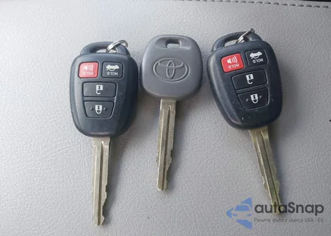 2017 Toyota Camry Xle z USA, uszkodzony, nr VIN 4T1BF1FK2HU759707